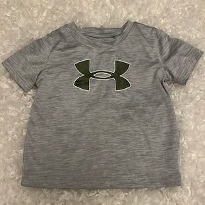 Under Armour Short Sleeve Size 2T